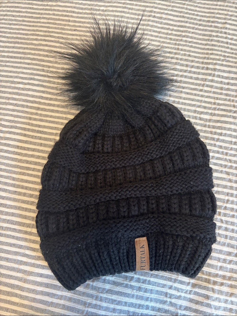 FurReal Women's Black Knit Pom Beanie